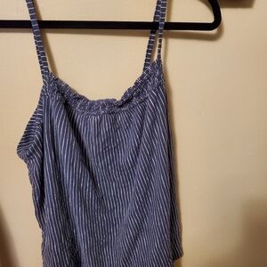 Universal thread striped tank top